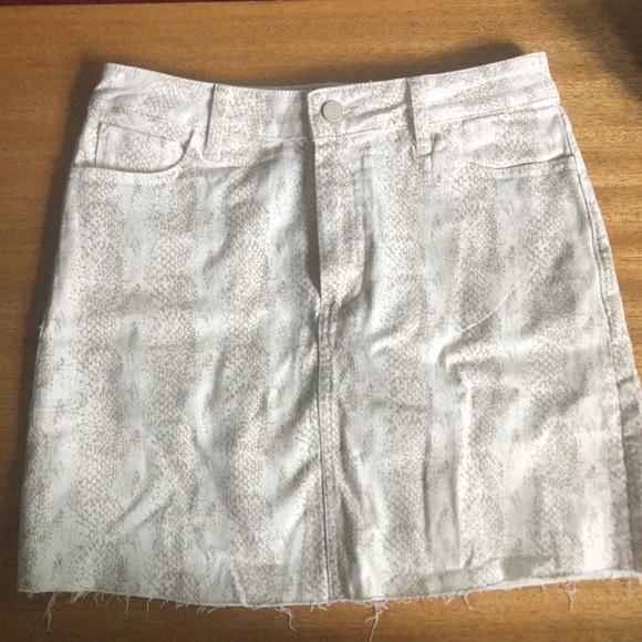 Paige aideen denim mini skirt - Picture 4 of 6